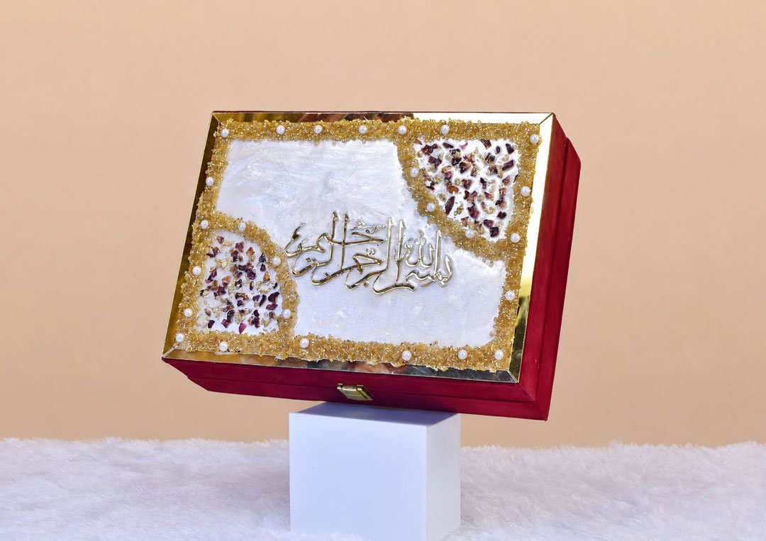 White Quran Gift Box with Rose Petals and Gold Arabic Calligraphy